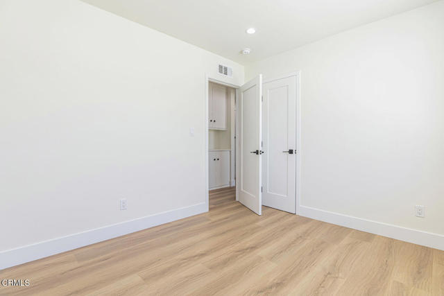 Building Photo - 8536 Tampa Ave