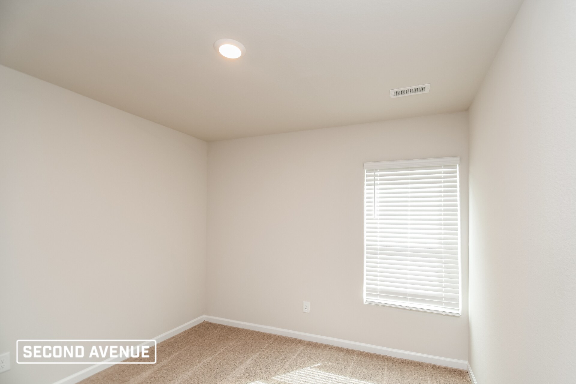 Building Photo - 626 Wild Tulip Ct