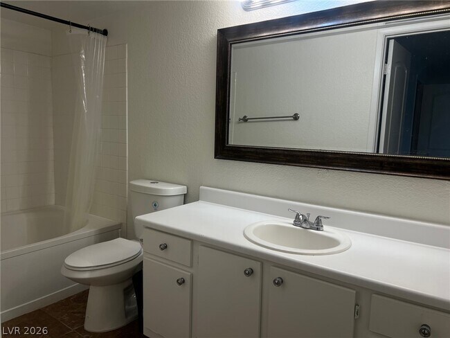 Building Photo - 8101 W Flamingo Rd