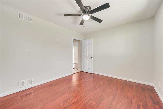 Building Photo - 219 Hillcrest Dr