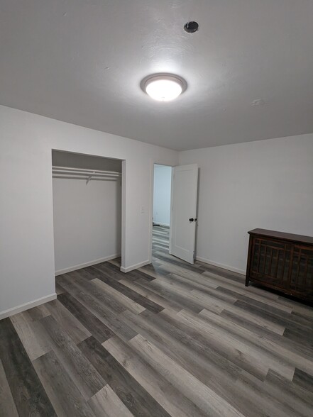 Building Photo - 2233 Hall Ave