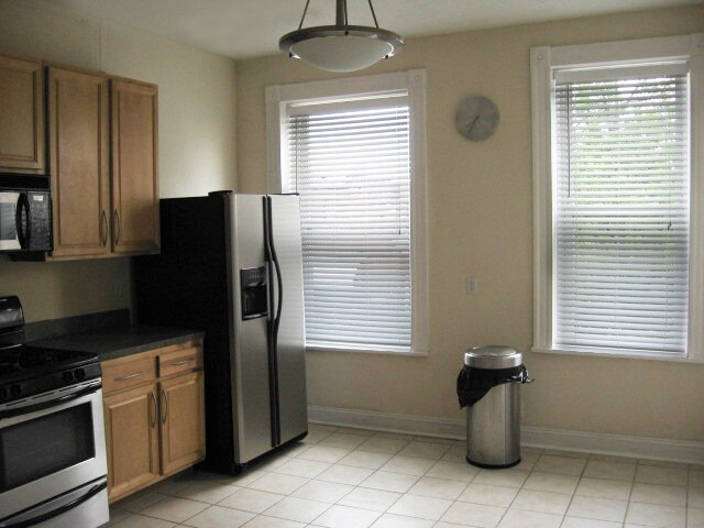 Building Photo - 1857 Russell Blvd.