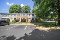 Building Photo - 5300 Larochelle Ct