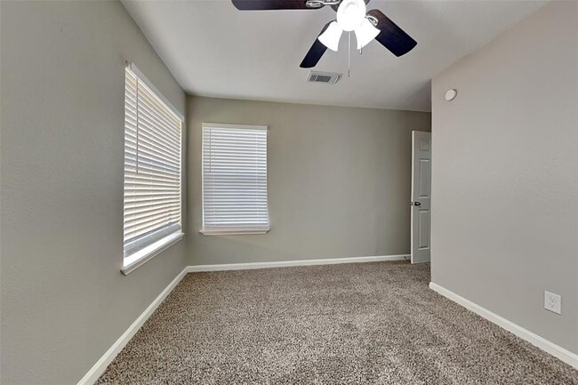 Building Photo - 24115 Scrivener Ln