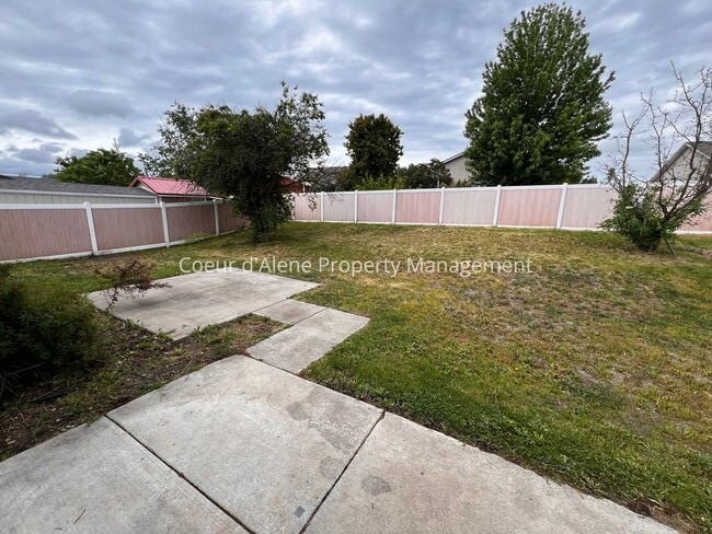 Building Photo - 3 bed, 2 bath house in Hayden