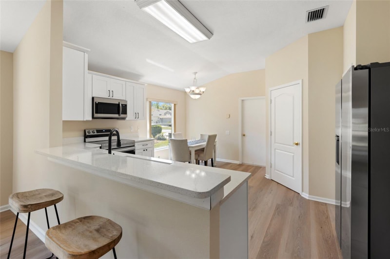 Building Photo - 5105 Gato Del Sol Cir