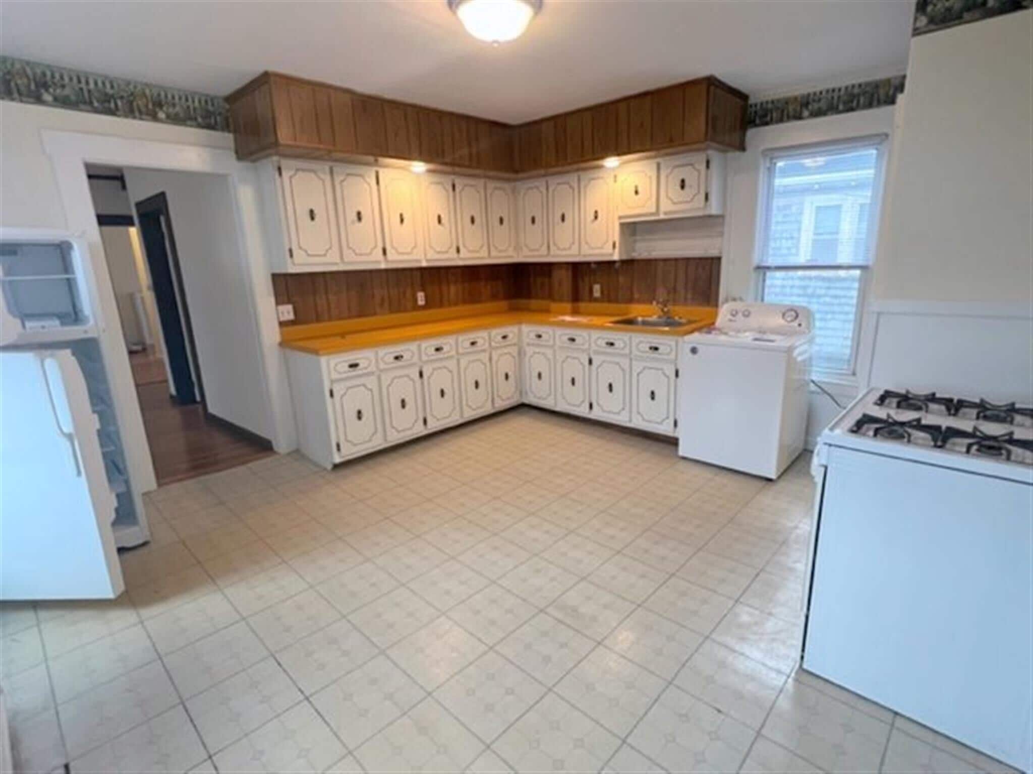 Building Photo - 543 Broadway