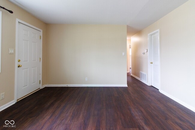 Building Photo - 4929 Katherine Dr