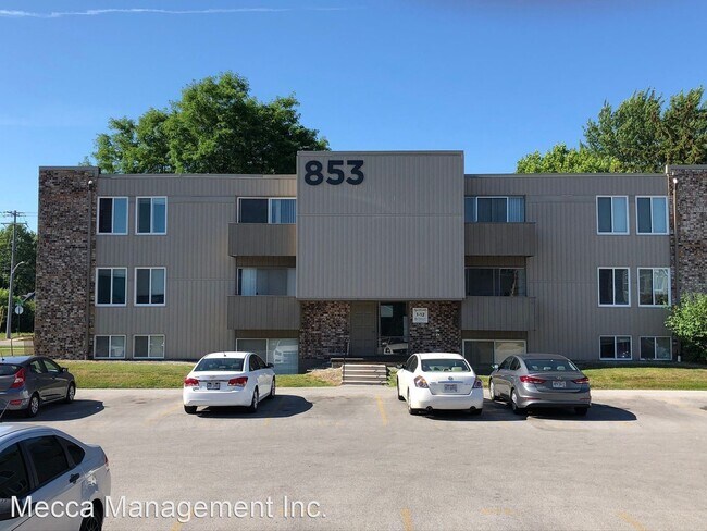 Primary Photo - 2 br, 1.5 bath Apartment - 750 High St