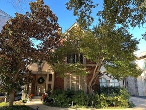 Building Photo - 4106 University Blvd