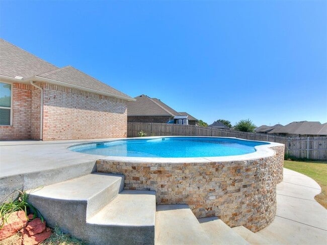Building Photo - 1745 Cowboy Ln