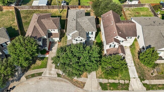 Building Photo - 21011 Emery Mills Ln