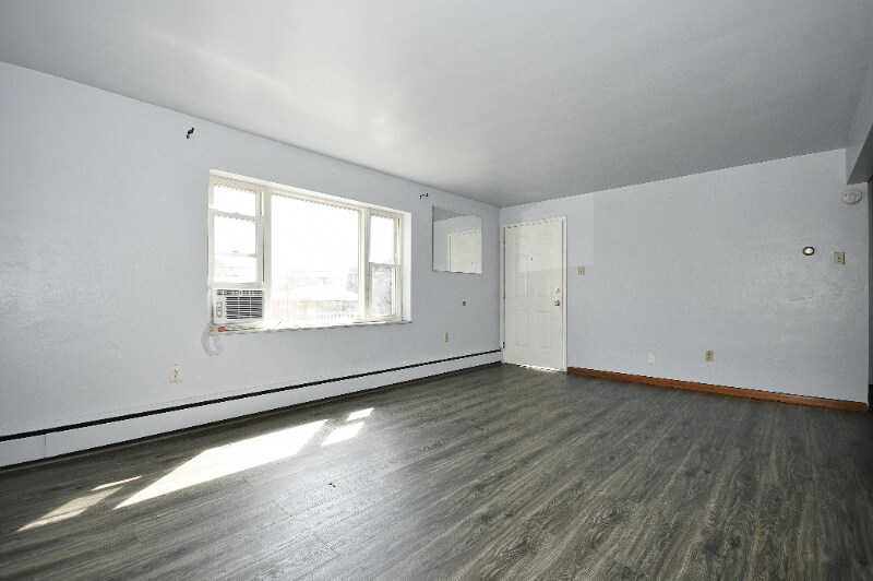 Building Photo - 2236 Brownsville Rd
