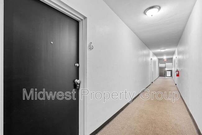 Building Photo - 2507 S Big Bend Blvd