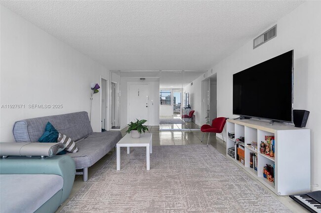 Building Photo - 251 174th St