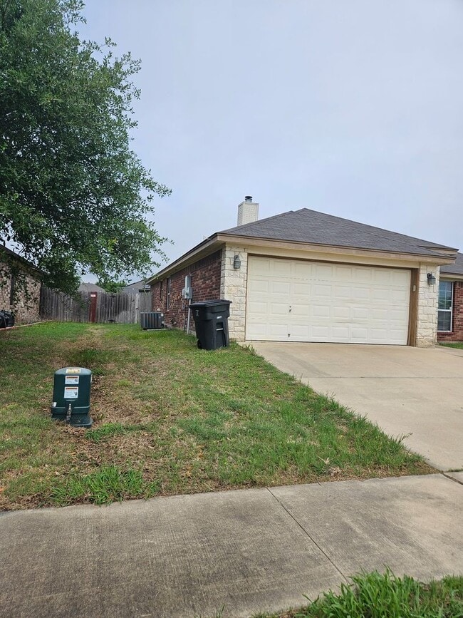 Primary Photo - 6501 Alvin Dr