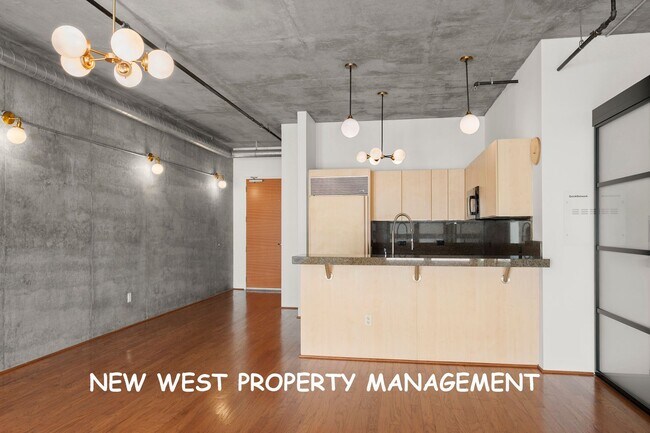 Building Photo - Expansive East Village 2-Bedroom at Parklo...