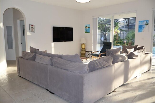 Building Photo - 10418 Brilliant Ct