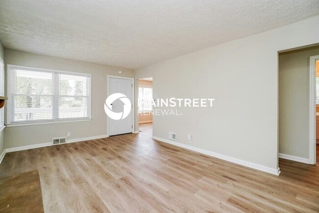 Building Photo - 3 Bedroom Pet-Friendly Home in COLUMBUS, O...