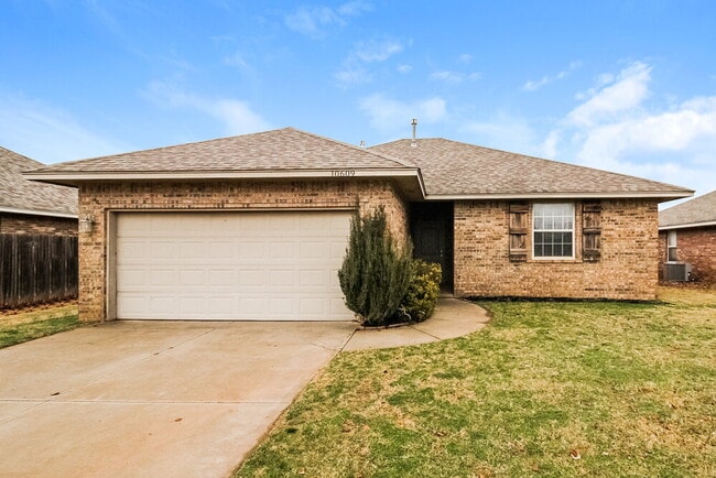 Building Photo - 10609 SW 32nd St