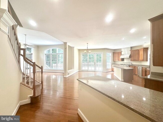 Building Photo - 1460 Carrington Ridge Ln