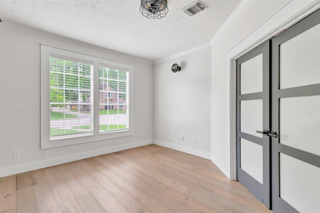 Building Photo - 5010 Cottage Glen Ct