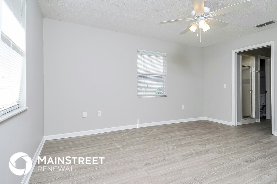 Building Photo - 1009 Hidden Dr