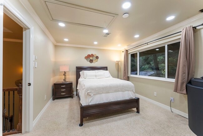 Building Photo - 2209 W Settler's Way