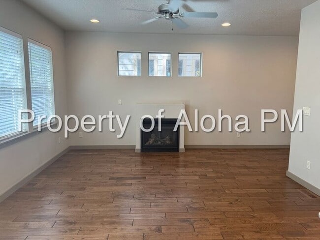 Building Photo - 2138 Myers Pl S