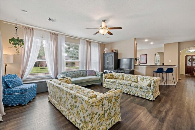 Building Photo - 13601 May Pine Ct