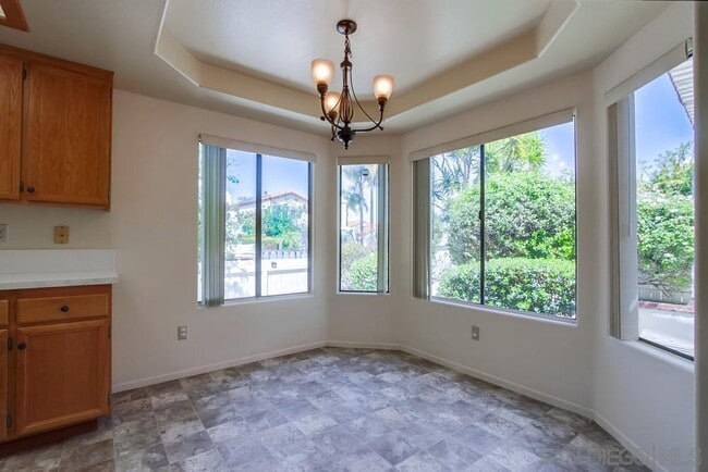 Building Photo - 11742 Avenida Sivrita