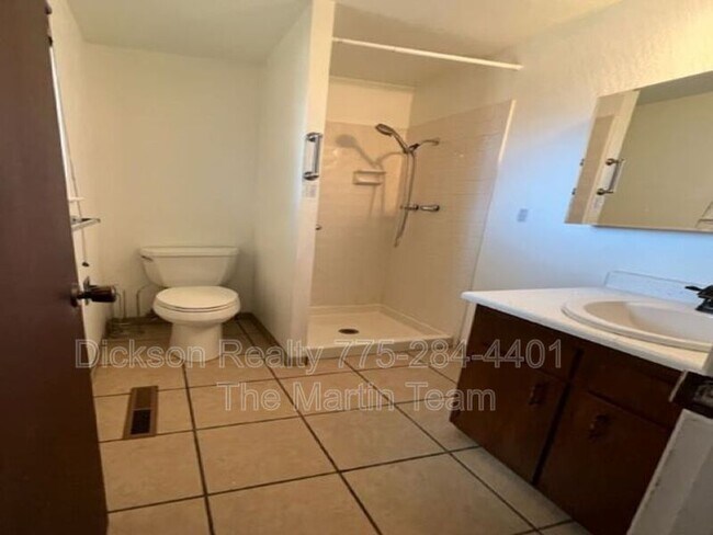 Building Photo - 1765 Camille Dr