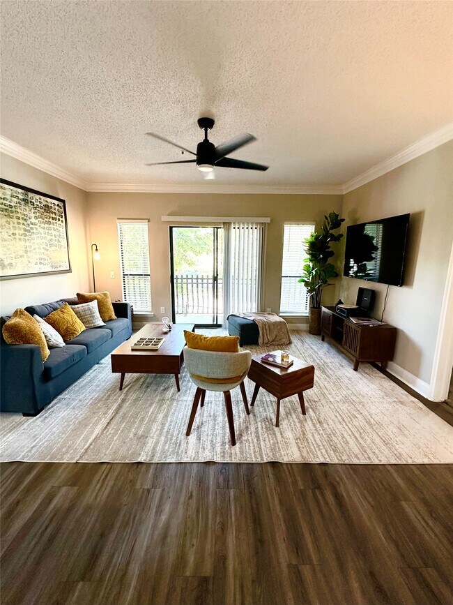 Building Photo - 2345 Sage Rd