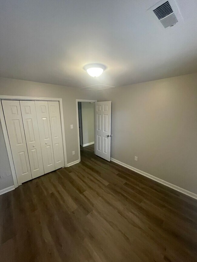 Building Photo - 7530 Backcorner Dr