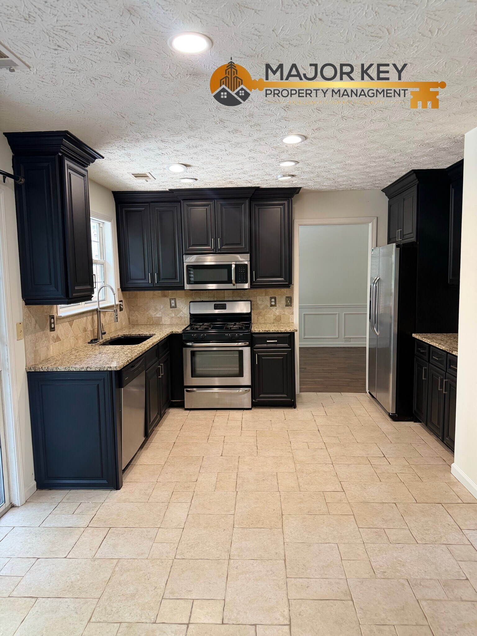 Building Photo - 1620 Midland Ct