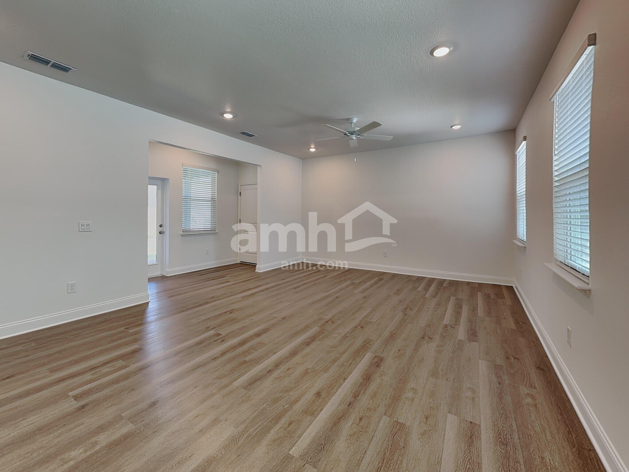 Building Photo - 16393 Aubergine Aly