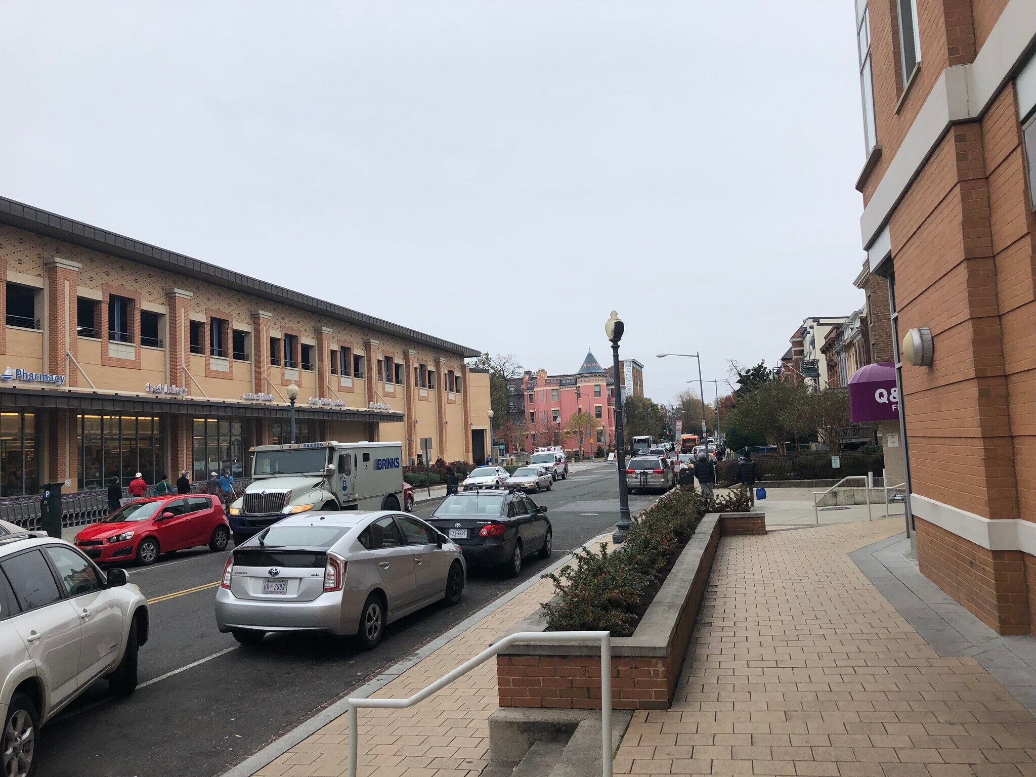 Building Photo - 1342 Park Rd NW