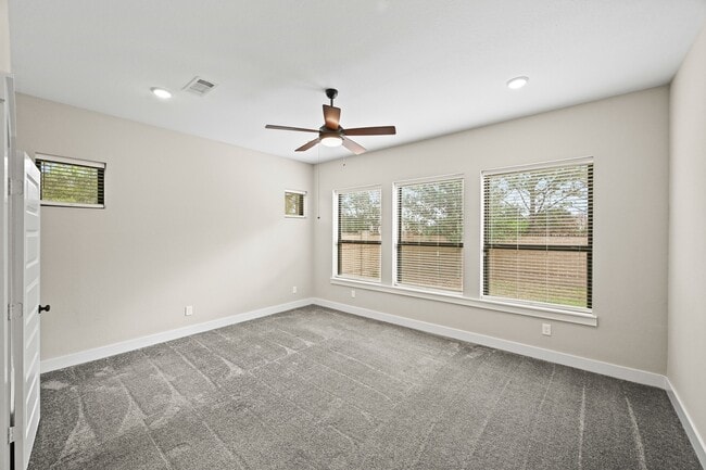 Building Photo - 15914 Dedication Dr