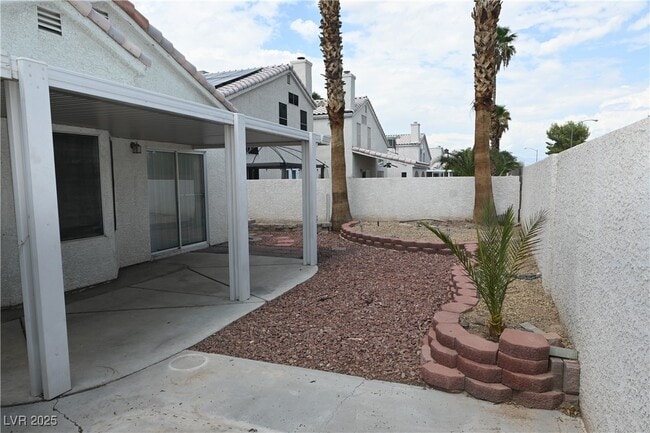 Building Photo - 1620 Leaning Pine Way