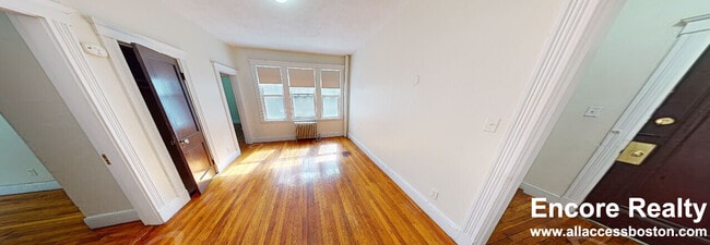 Building Photo - 1626 Commonwealth Ave