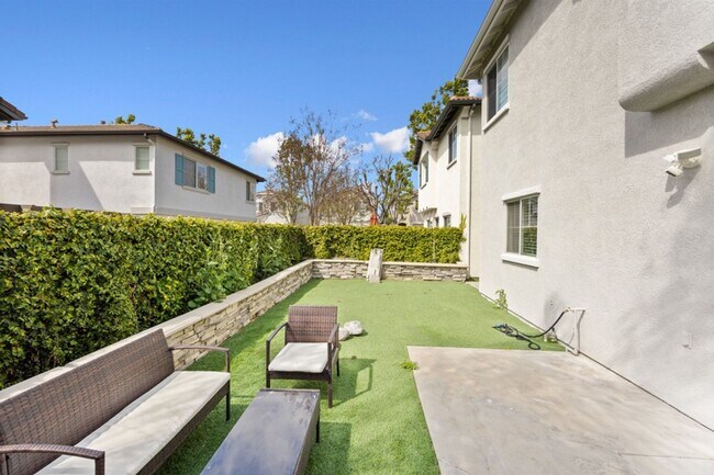 Building Photo - Beautiful 4-Bedroom Home in Chino – Ready for Move-In!