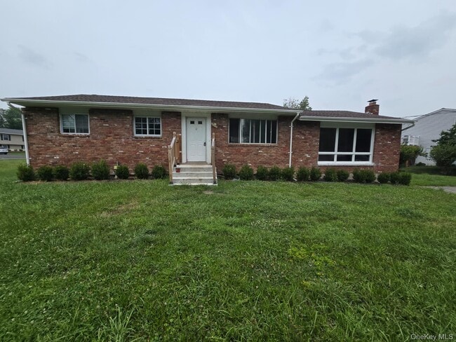Primary Photo - 1 Hayes Pl