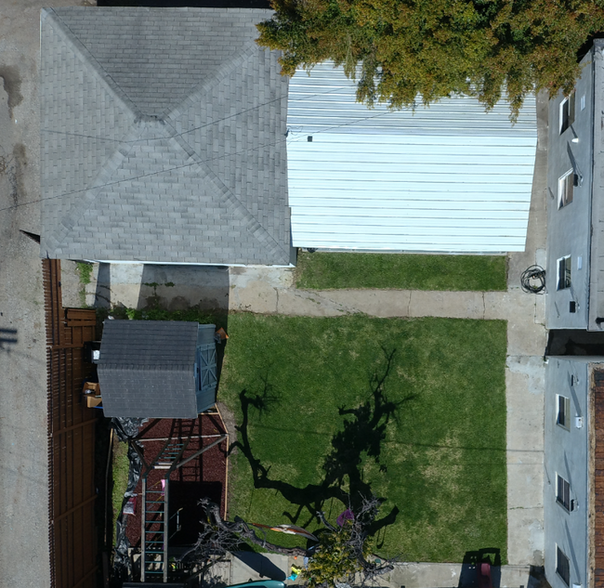 Building Photo - 1415 Stearns Dr