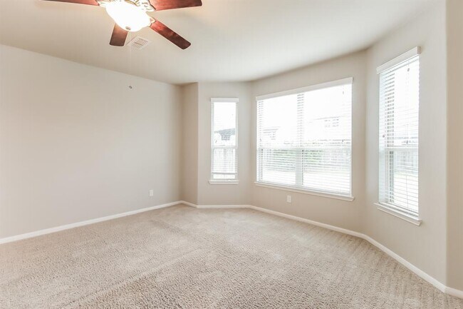 Building Photo - 7522 Simpson Springs Ln