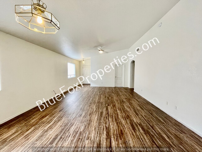 Building Photo - 3117 S Nastar Dr