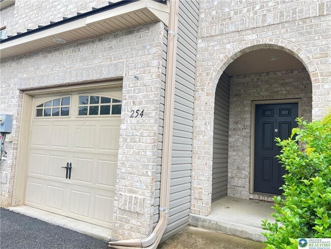 Building Photo - 254 Milkweed Dr