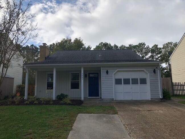 Primary Photo - 4 BED / 3 BATH SINGLE FAMILY IN SALEM LAKES!