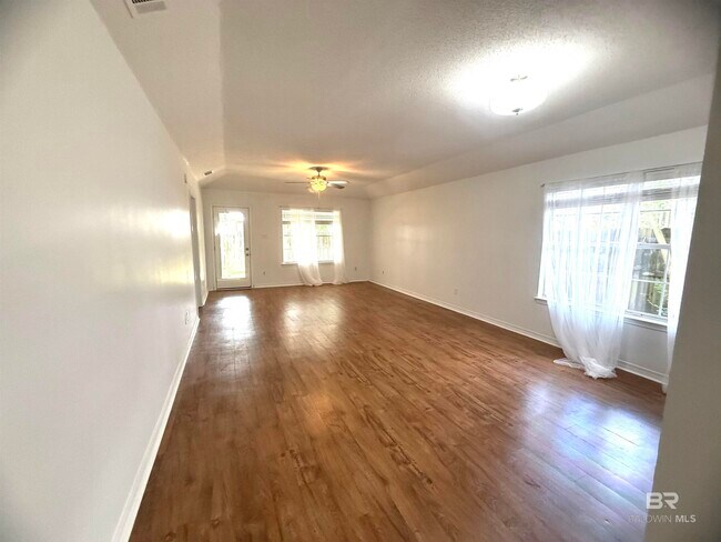 Building Photo - 106 Northchase Ct
