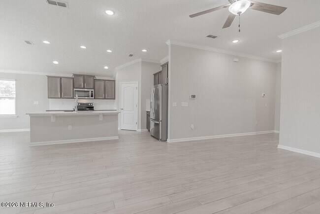 Building Photo - 3131 Little Kern Ln