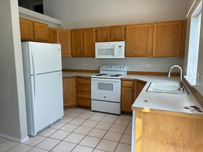 Building Photo - Home in CDA Place